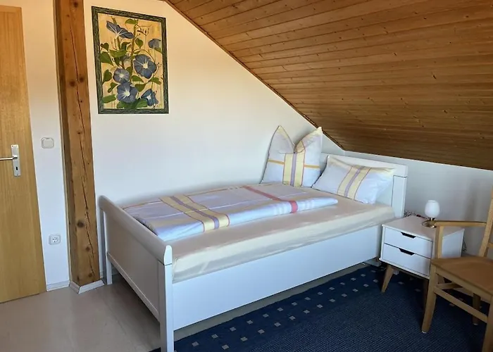 With 2 Bedrooms بيت للعطل